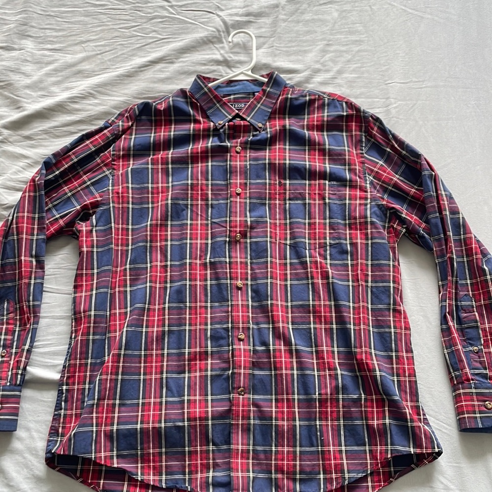 Izod button down